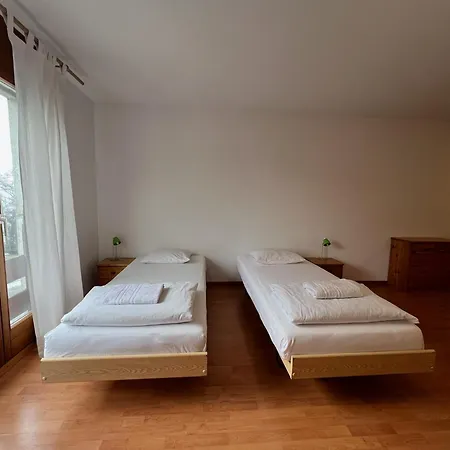2 Personnes Avec Parking Apartman